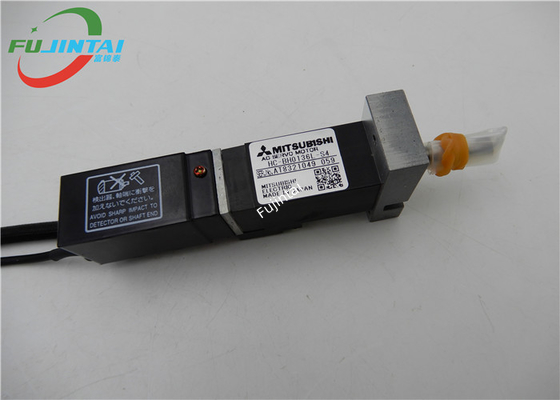 JUKI FX-1 FX-1R LT1 ชิ้นส่วนเครื่องจักร Juki สายมอเตอร์ ASM AC10W HC-BH0136L-S4 L815E6210A0