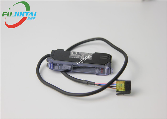 ชิ้นส่วนอะไหล่เครื่องจักร SMT ดั้งเดิม FUJI NXT SENSOR FS-V33P 2MGTCA002701