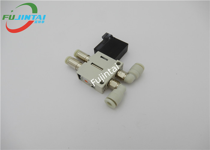 JUKI 750 760 SMT อะไหล่วาล์วแม่เหล็กไฟฟ้า ASM E25117250A0 VQD1121W-5MO-C4-X8